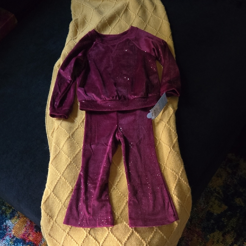 Colorful Kids Clothing Set - Picture 2 of 13